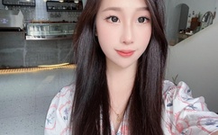 被六个男人躁J到一夜同性